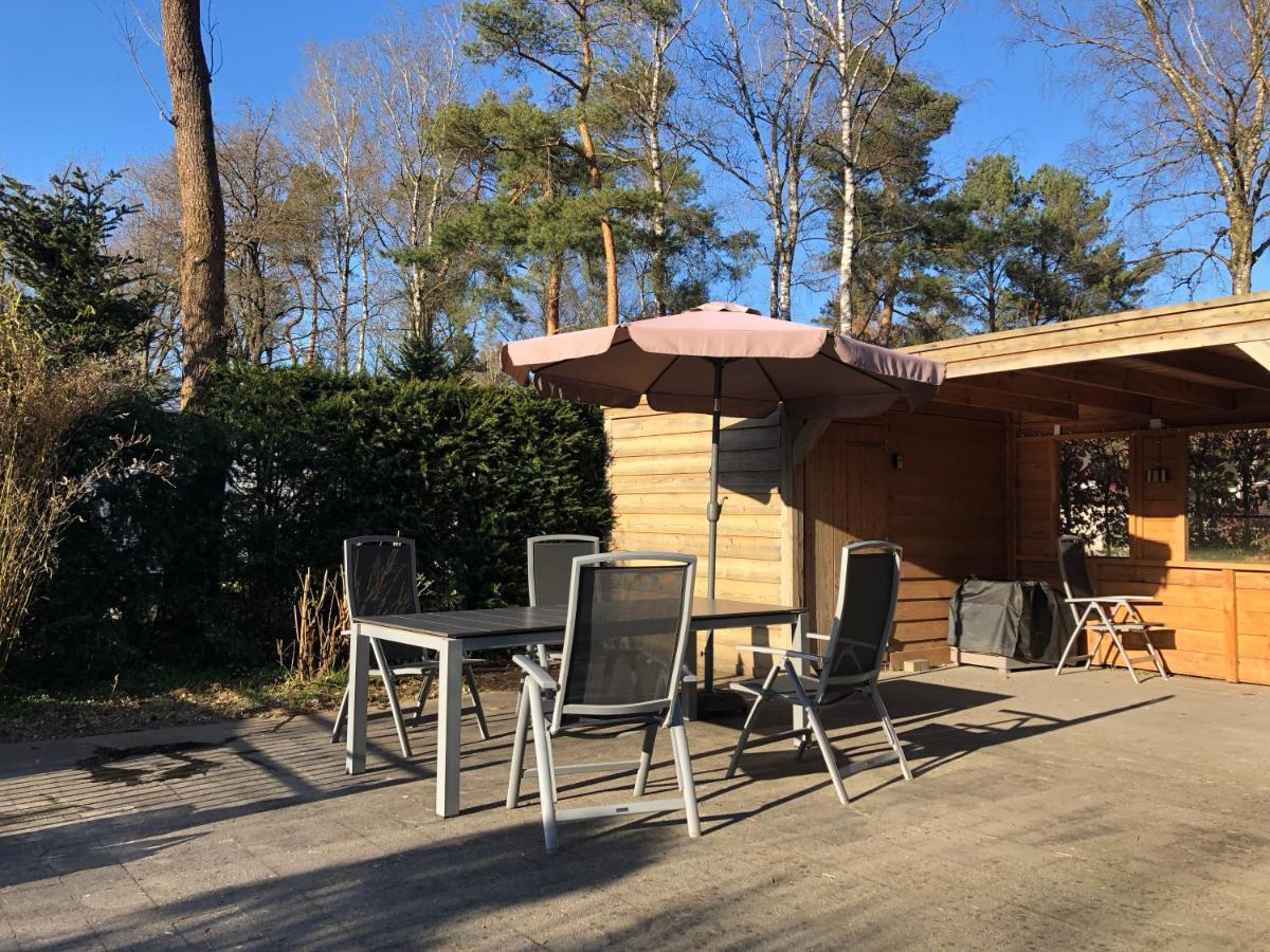 Chalet Bosrand 42 Park Veluwshof 6 P Hoenderloo Exterior foto